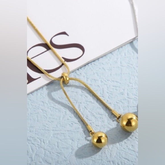 Adjustable Length Golden Bead Necklace and Earrings - Picture 5 of 5